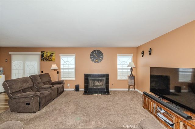 8952 Dahlia, Corona, CA 92883