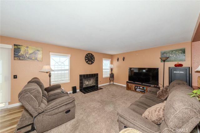 8952 Dahlia, Corona, CA 92883