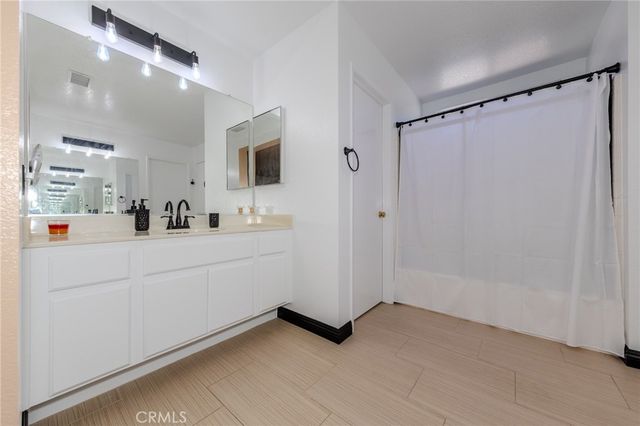 8952 Dahlia, Corona, CA 92883