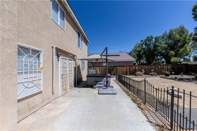 8952 Dahlia, Corona, CA 92883