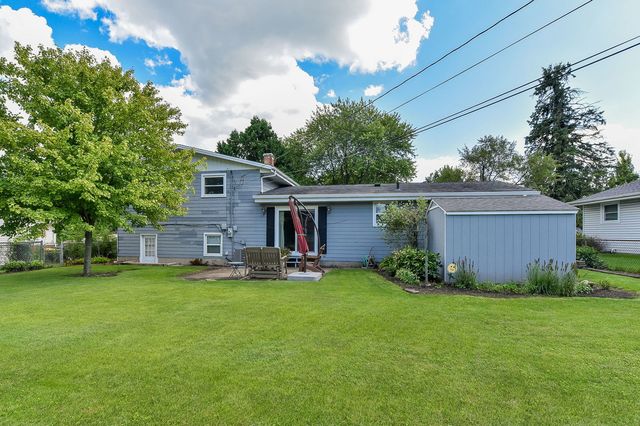 535 Illini Drive, Carol Stream, IL 60188