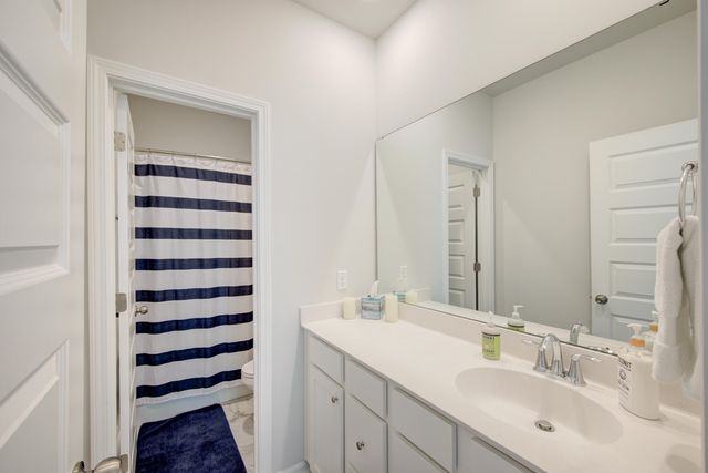 462 Woodgate Way, Summerville, SC 29485