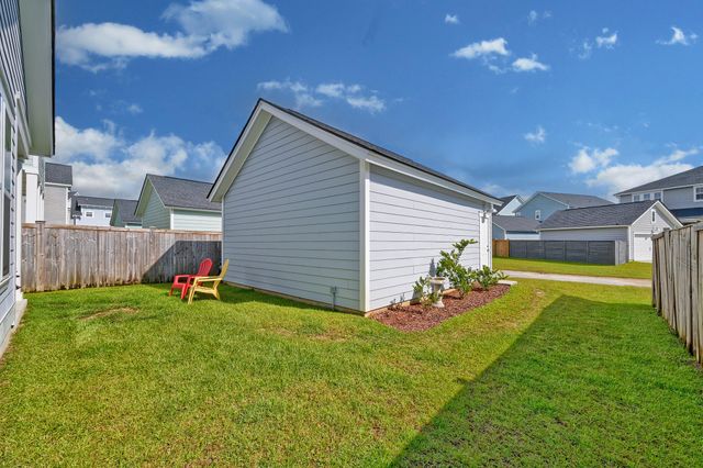 462 Woodgate Way, Summerville, SC 29485