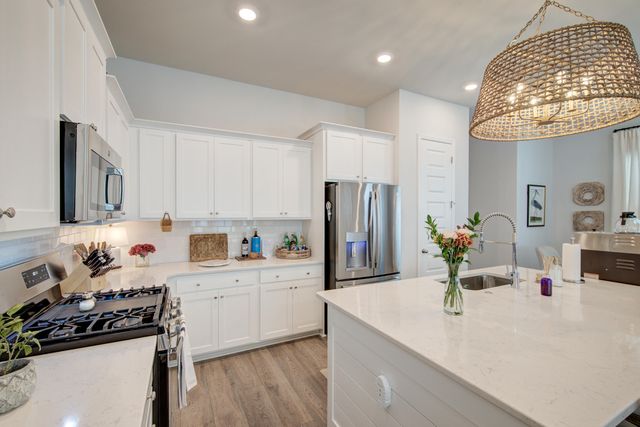 462 Woodgate Way, Summerville, SC 29485