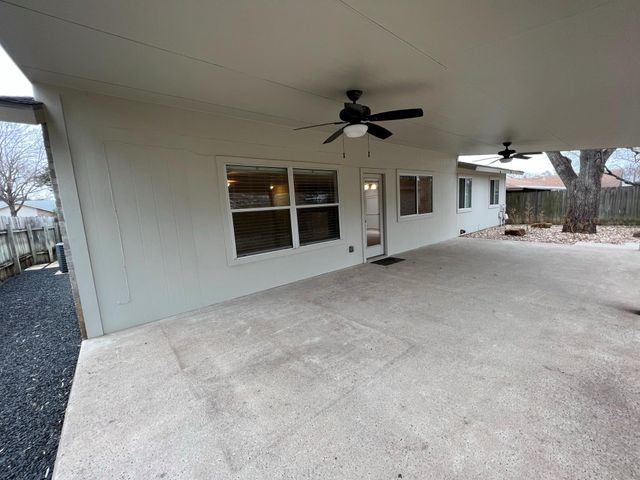 2915 Bushnell DR, Austin, TX 78745