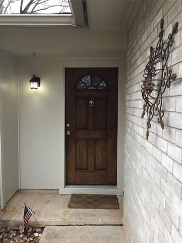 2915 Bushnell DR, Austin, TX 78745
