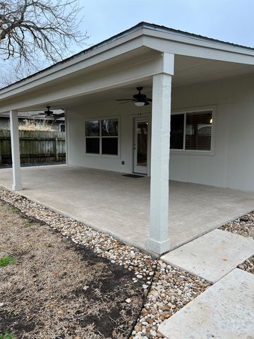 2915 Bushnell DR, Austin, TX 78745