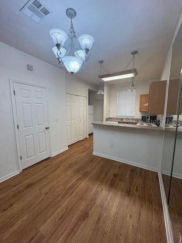 3543 SW 30TH WAY 110, Gainesville, FL 32608