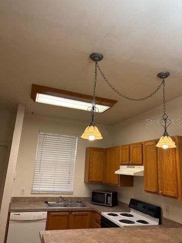 3543 SW 30TH WAY 110, Gainesville, FL 32608