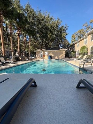 3543 SW 30TH WAY 110, Gainesville, FL 32608