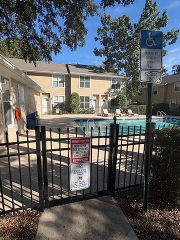 3543 SW 30TH WAY 110, Gainesville, FL 32608