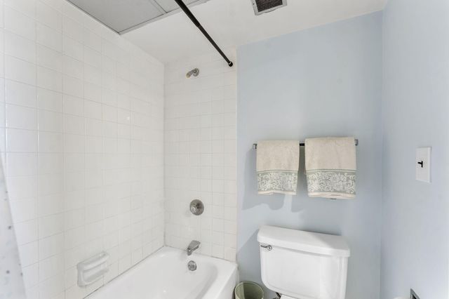 8 N Royal Palm Way 6040, Boca Raton, FL 33432