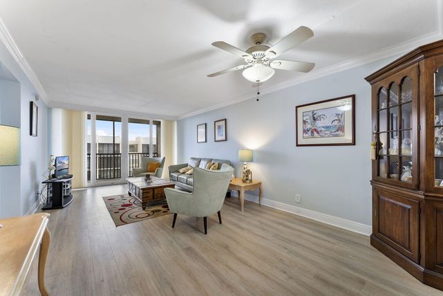 8 N Royal Palm Way 6040, Boca Raton, FL 33432