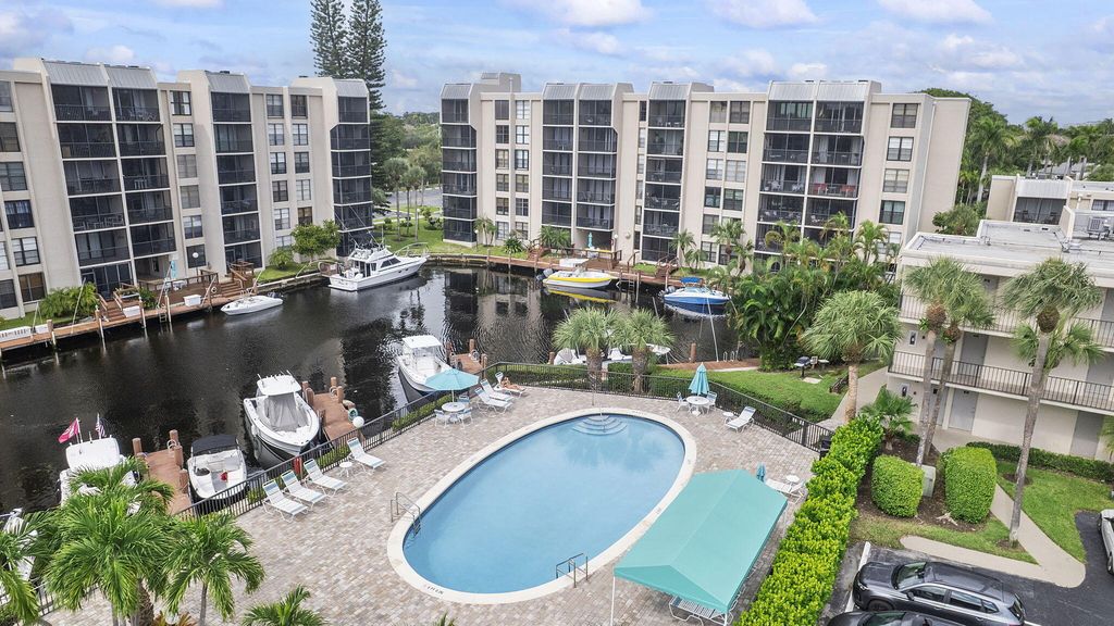 8 N Royal Palm Way 6040, Boca Raton, FL 33432