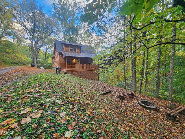 3163 Sourwood Way, Sevierville, TN 37862