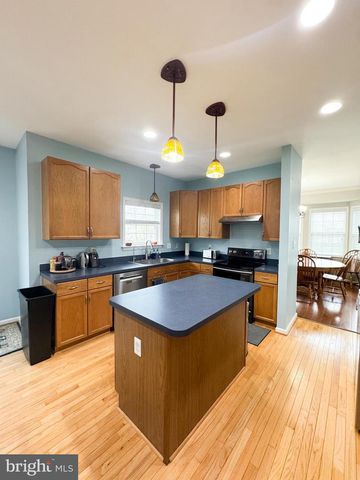 12 COLONEL MILES CT, Harpers Ferry, WV 25425