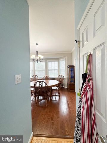 12 COLONEL MILES CT, Harpers Ferry, WV 25425