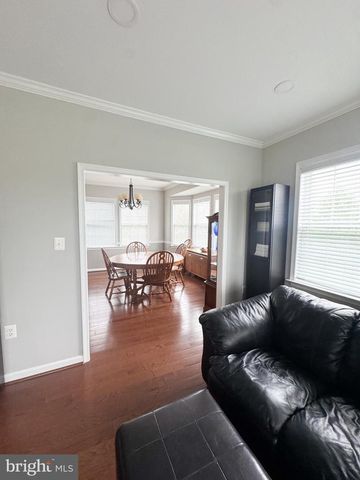 12 COLONEL MILES CT, Harpers Ferry, WV 25425