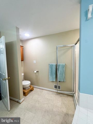 12 COLONEL MILES CT, Harpers Ferry, WV 25425