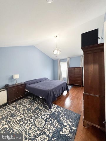 12 COLONEL MILES CT, Harpers Ferry, WV 25425