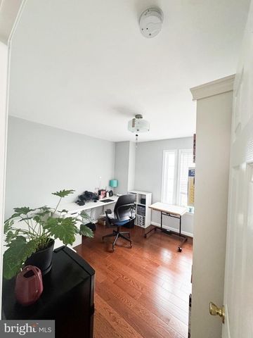 12 COLONEL MILES CT, Harpers Ferry, WV 25425