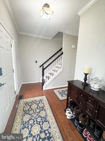 12 COLONEL MILES CT, Harpers Ferry, WV 25425
