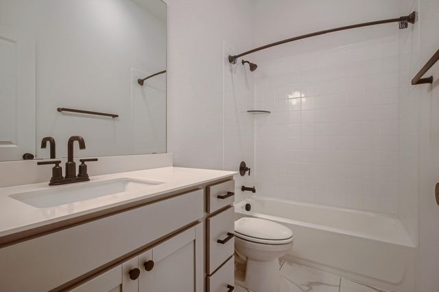 7904 Gilwice LN, Austin, TX 78744