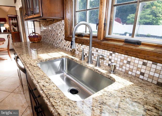 14 BETHANY LN, Blackwood, NJ 08012