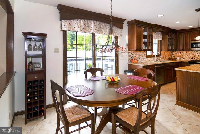 14 BETHANY LN, Blackwood, NJ 08012