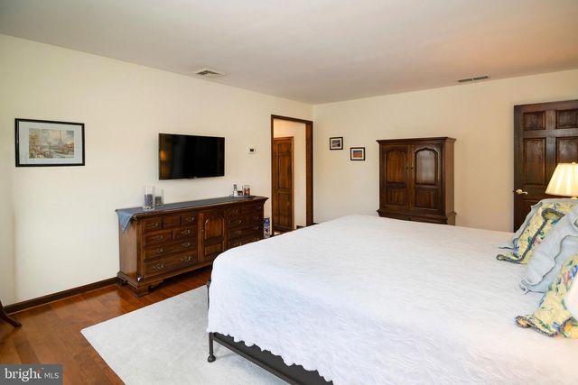 14 BETHANY LN, Blackwood, NJ 08012