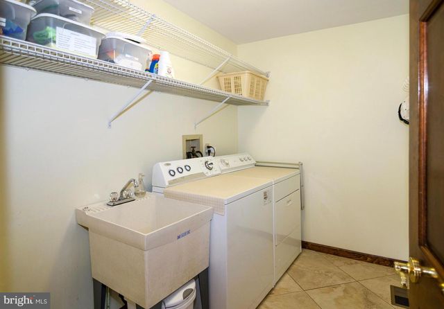 14 BETHANY LN, Blackwood, NJ 08012