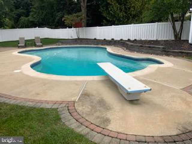 14 BETHANY LN, Blackwood, NJ 08012