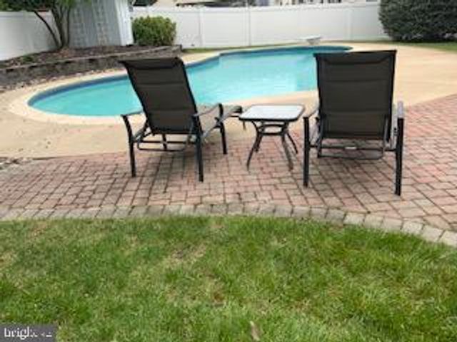 14 BETHANY LN, Blackwood, NJ 08012