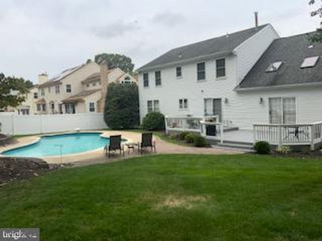 14 BETHANY LN, Blackwood, NJ 08012