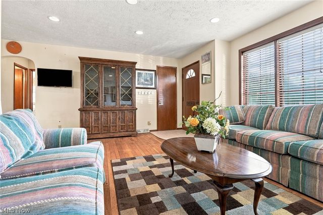 4107 Ashwood Street NW, Canton, OH 44708