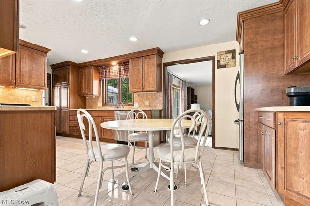 4107 Ashwood Street NW, Canton, OH 44708