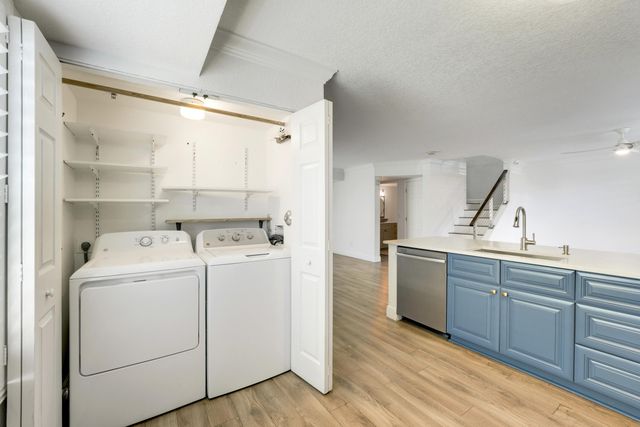 127 Yacht Club Way 101, Hypoluxo, FL 33462