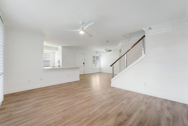 127 Yacht Club Way 101, Hypoluxo, FL 33462