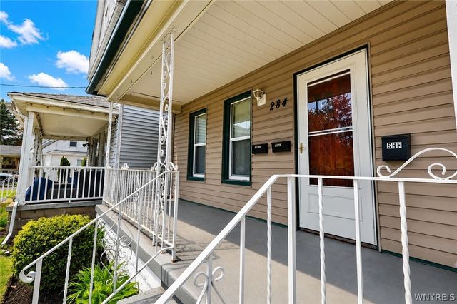 284 Olmstead Avenue, Lancaster, NY 14043