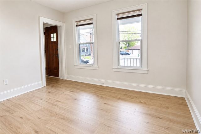 284 Olmstead Avenue, Lancaster, NY 14043