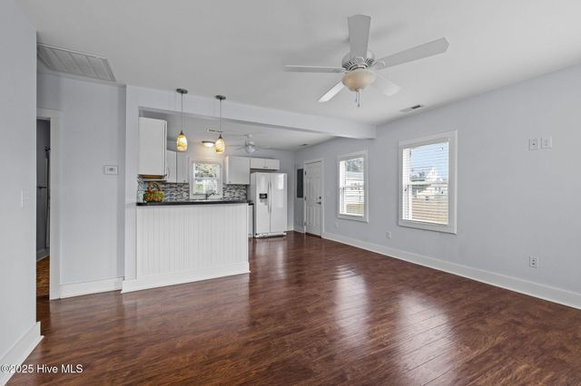 1404 Shackleford Street, Morehead City, NC 28557