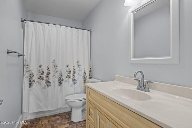 1404 Shackleford Street, Morehead City, NC 28557