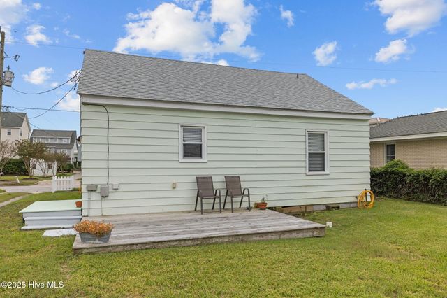 1404 Shackleford Street, Morehead City, NC 28557
