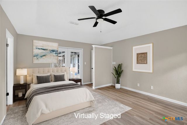 107 Cherry Hills Drive, Rockport, TX 78382