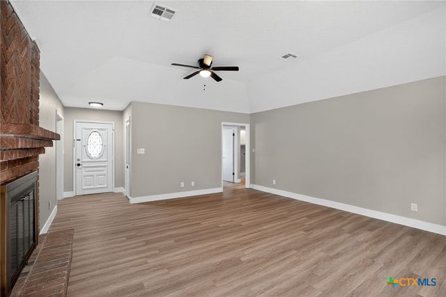 107 Cherry Hills Drive, Rockport, TX 78382