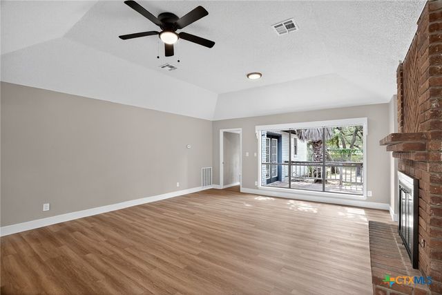 107 Cherry Hills Drive, Rockport, TX 78382