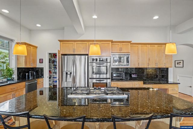 4956 NW Lavender Cir, Corvallis, OR 97330