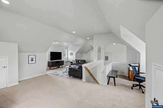 4956 NW Lavender Cir, Corvallis, OR 97330