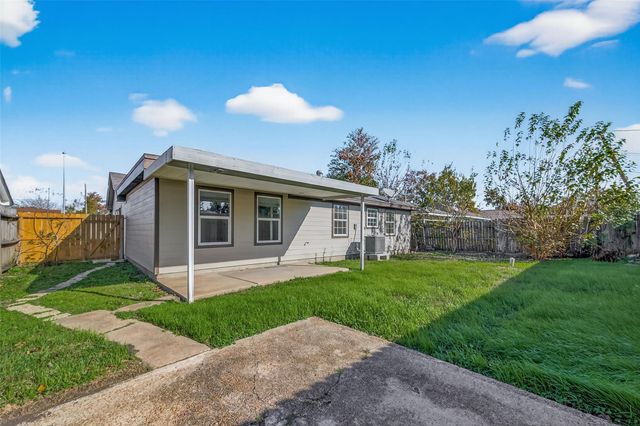 3112 Hays Street, Pasadena, TX 77503