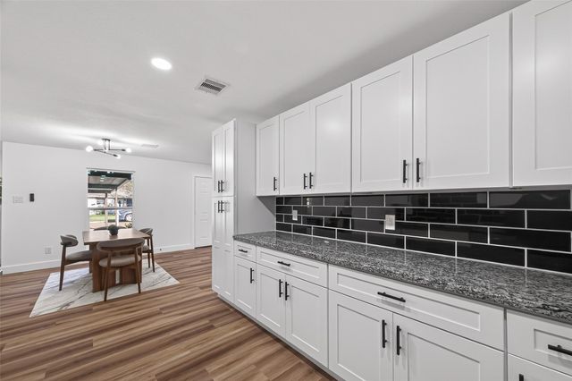 3112 Hays Street, Pasadena, TX 77503